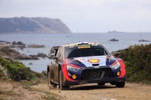 Hyundai Motorsport_Rally Sardegna_02